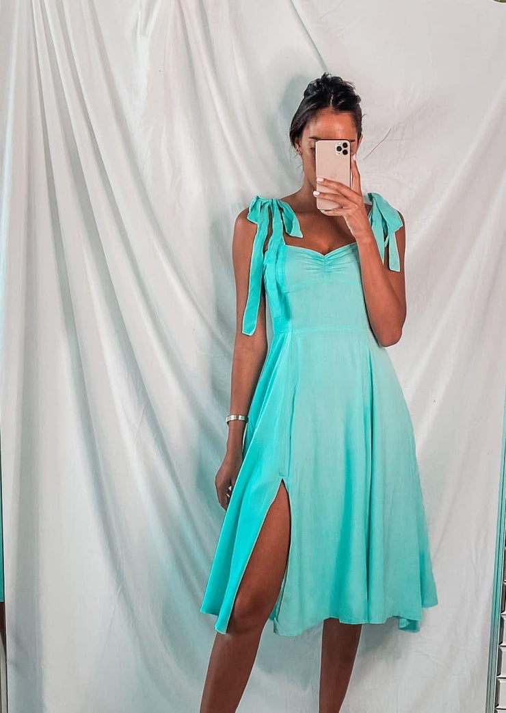 Cabo Tiffany Beautiful Bright Blue Midi Dress | FAYE Cabo Tiffany Beautiful Bright Blue Midi Dress | FAYE