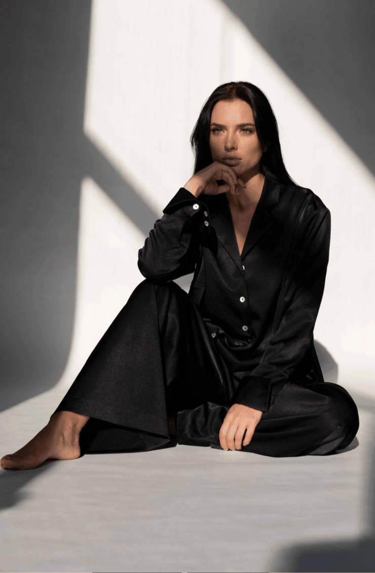 Donna Black Oversized Womens Button Down Shirt