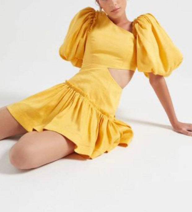 Sunny yellow mini dress | FASHIONIST - Fashionist
