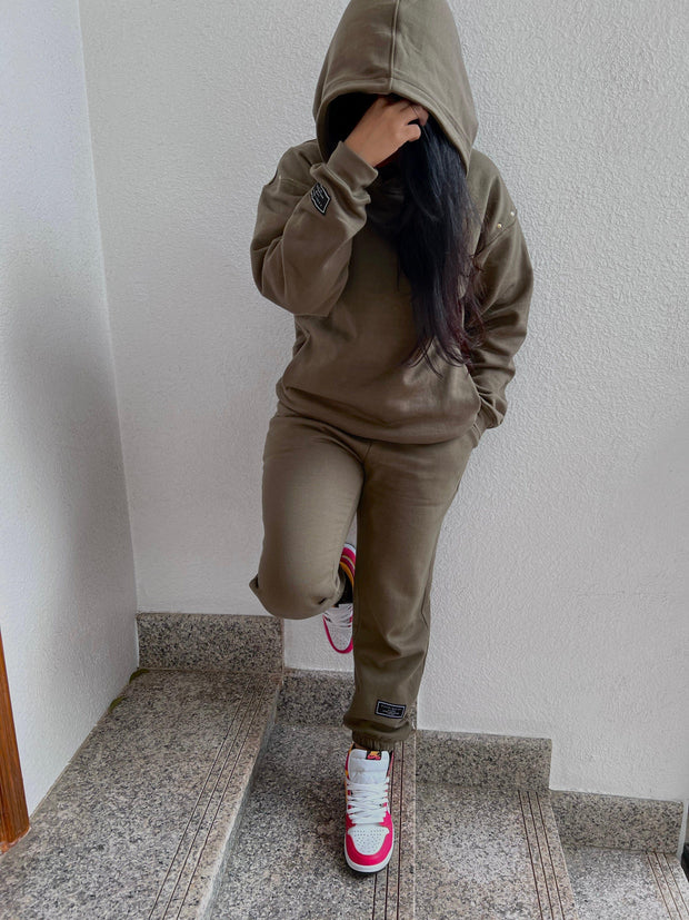 stylish girls pullover hoodie